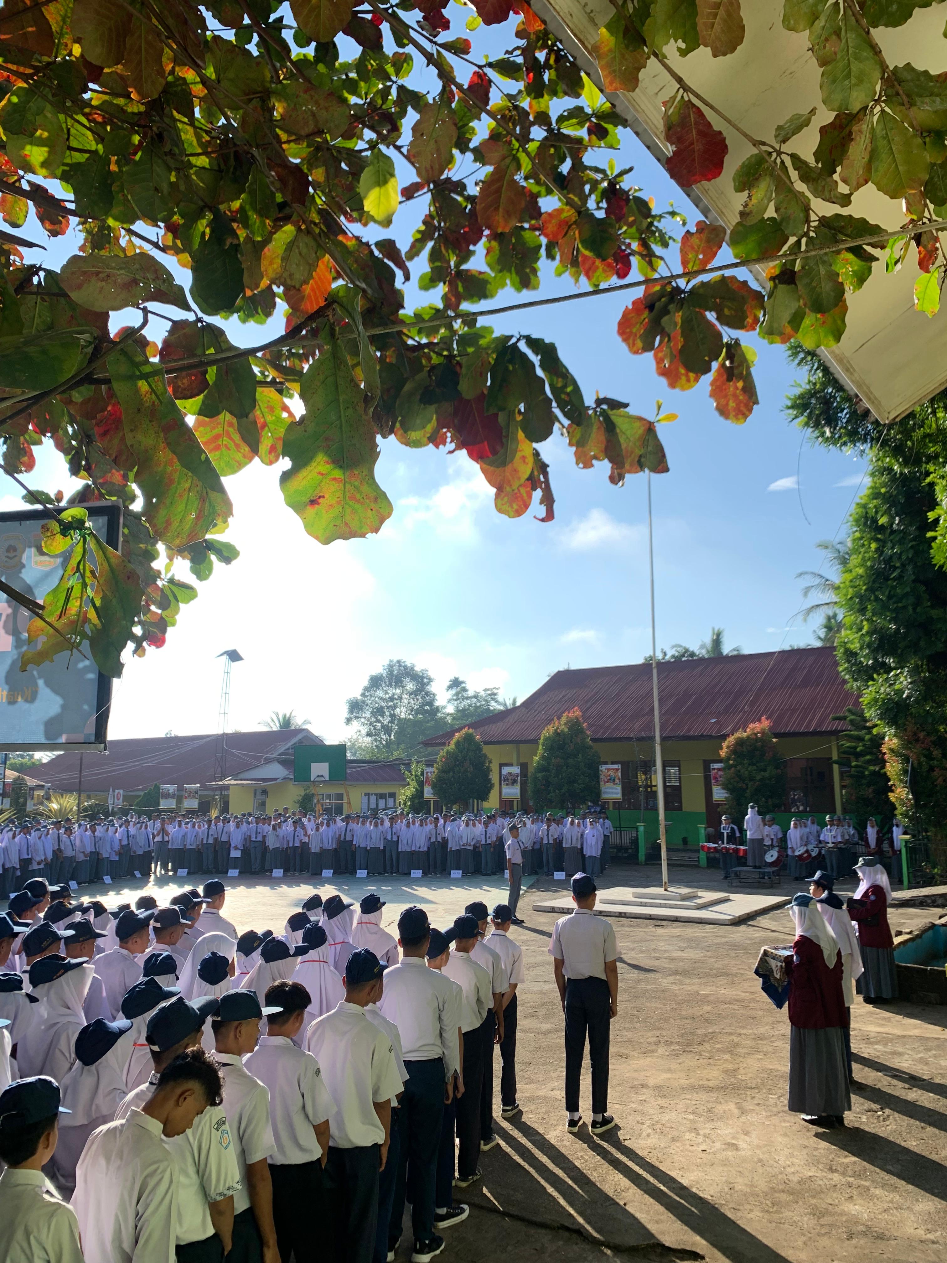Lingkungan Sekolah 8